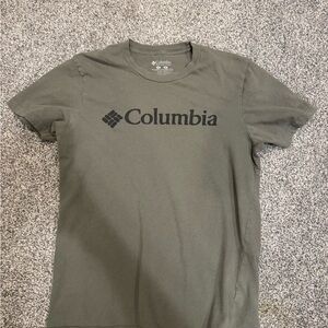 Columbia Forest Green Crew Neck Tee